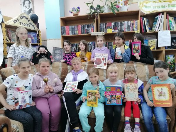 Познавательный час «Музей одного предмета. Балалайка»