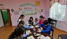 4 августа 2025 года начала работать детская площадка при Плешковской сельской библиотеке "Летнее путешествие в страну Премудрую"