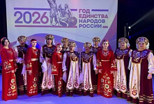  «С песней в сердце так светло»