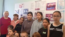 В Прокуткинской сельской библиотеке для ребят проходит программа «И пусть поколения помнят»