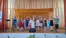 Литературная гостиная «Светлое имя — мама»