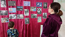 Выставка "Путь к звездам"