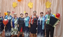 Праздничная программа «Поёт душа, танцует осень»