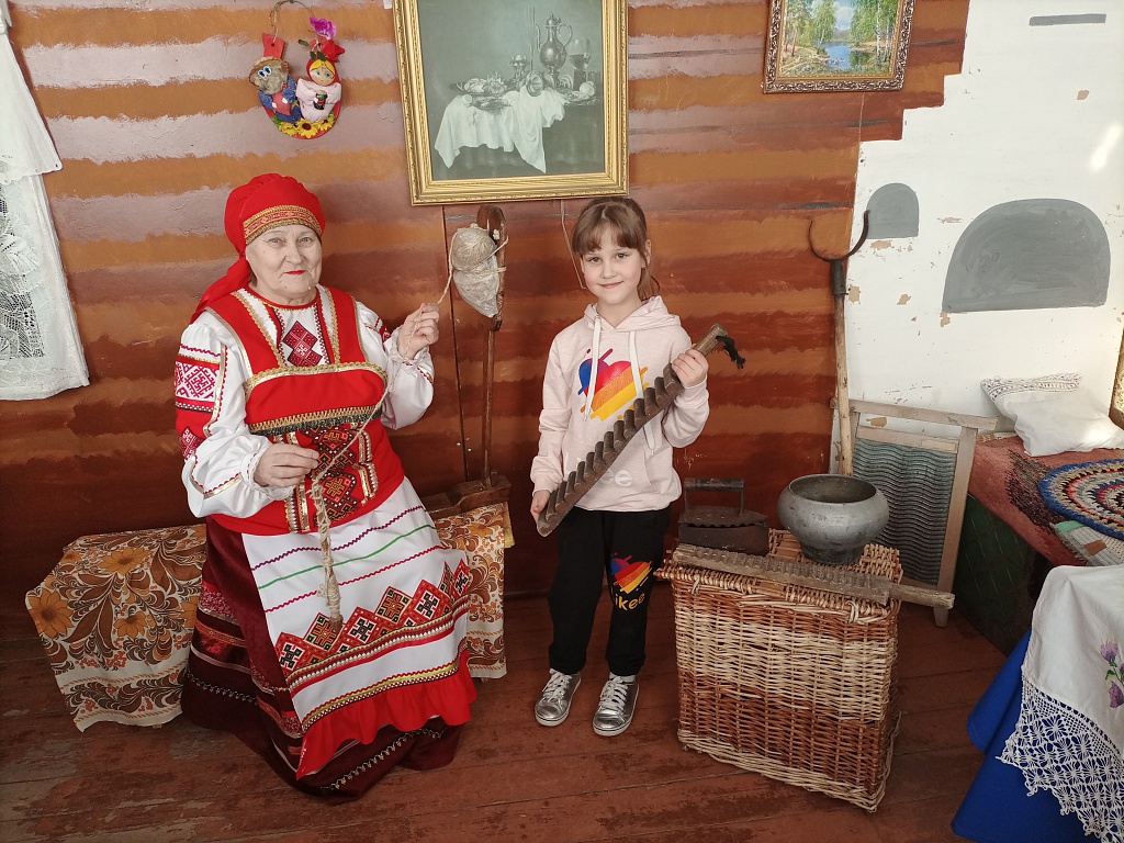 выставки в библиотеке литературные. выставка ко дню семьи. день семьи любви и верности выставка книг. книжная выставка о семье. семья моя надежда и опора книжная выставка.