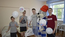 Кот Матроскин поздравил маленьких пациентов Детского соматического отделения с праздником!